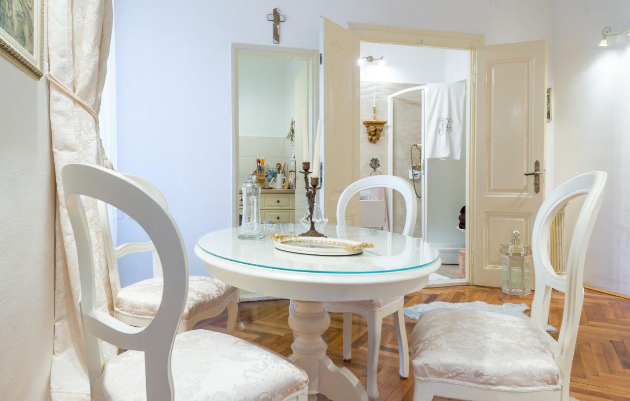 Elegant & Enchanting - Apartment At Old Town Entrance - Dubrovnik Dış mekan fotoğraf