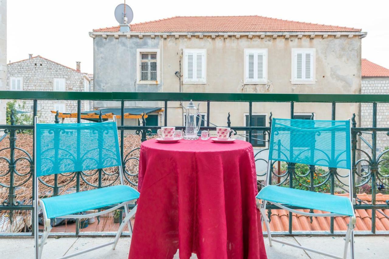 Elegant & Enchanting - Apartment At Old Town Entrance - Dubrovnik Dış mekan fotoğraf